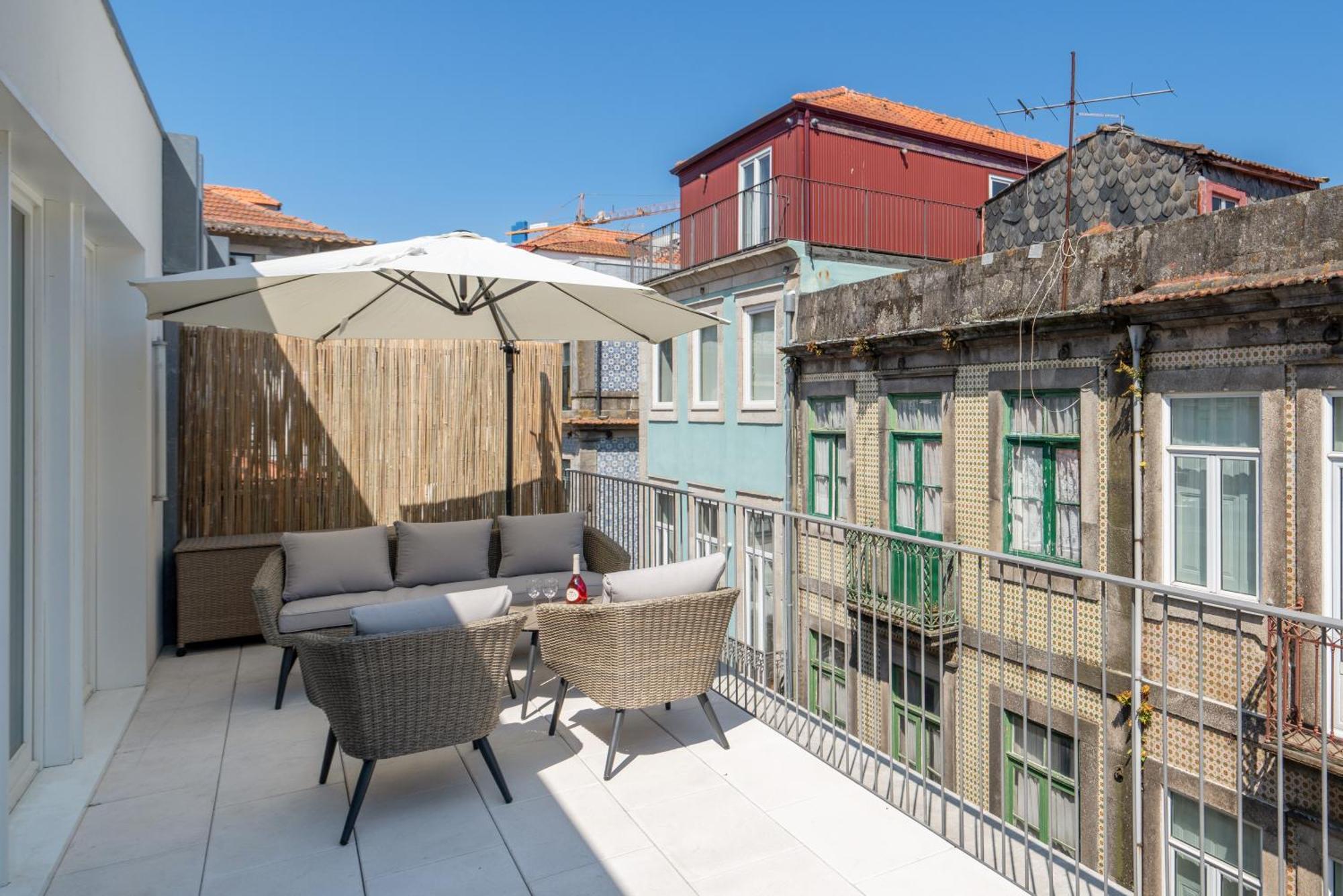 Ferienwohnung Host Wise - Luxurious Private Flats - Balcony Porto Zimmer foto